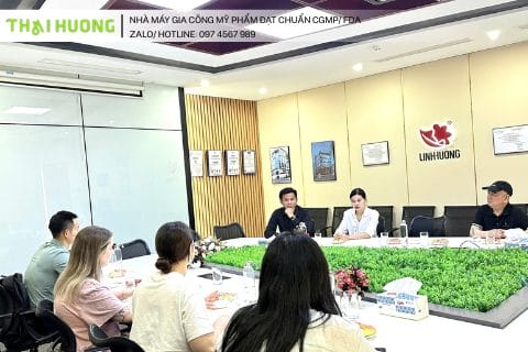 Tập đoàn Thái Hương làm việc cùng đối tác đến từ Canada